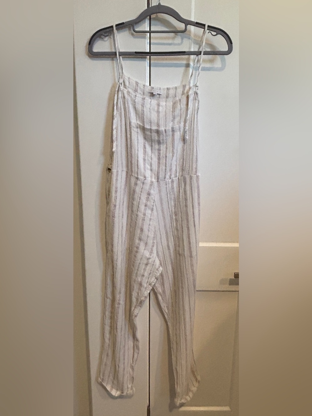 Star Mela White Metallic Striped Overall Jumpsuit. Size S